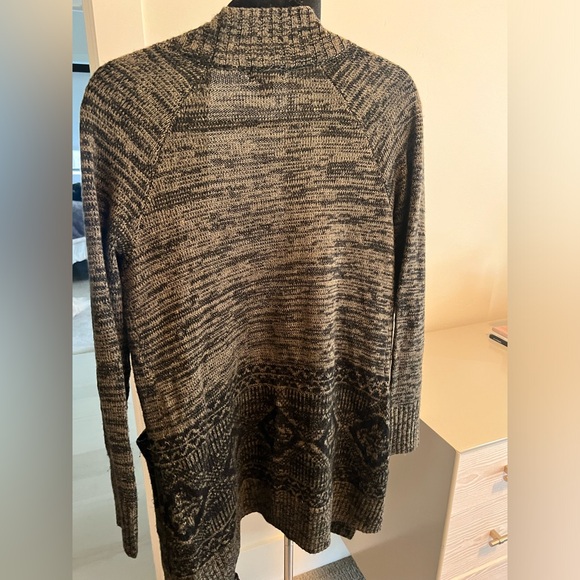 Black and green cardigan - Picture 6 of 6